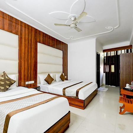 Airport Hotel Kiara - New Delhi Airport Eksteriør billede