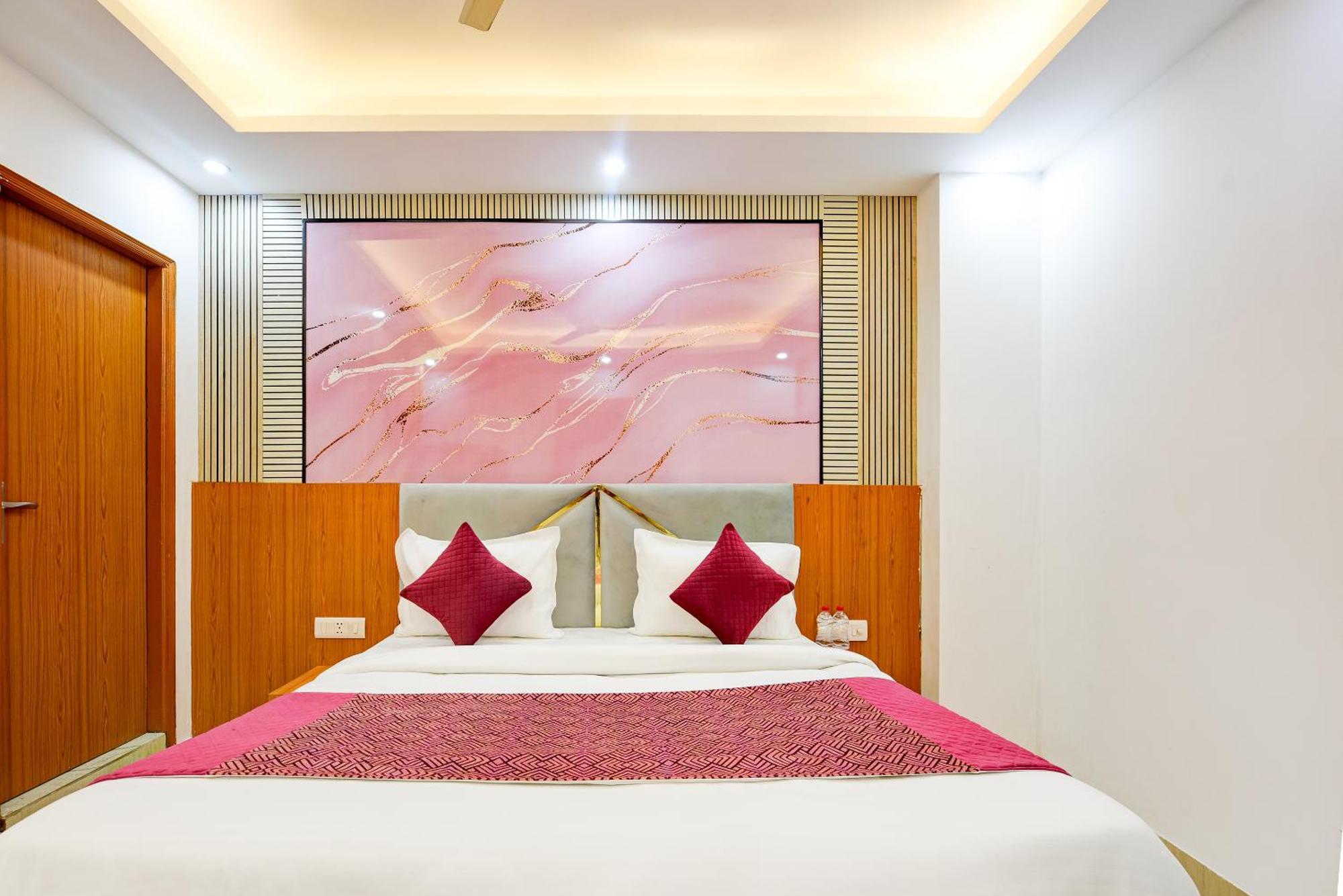 Airport Hotel Kiara - New Delhi Airport Eksteriør billede