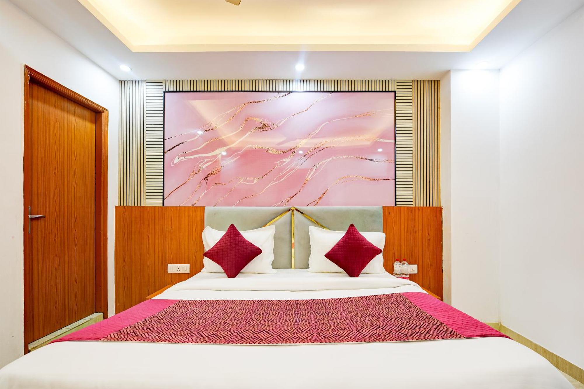 Airport Hotel Kiara - New Delhi Airport Eksteriør billede