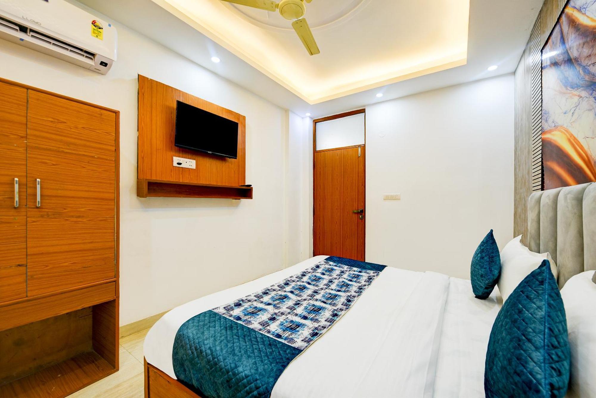 Airport Hotel Kiara - New Delhi Airport Eksteriør billede