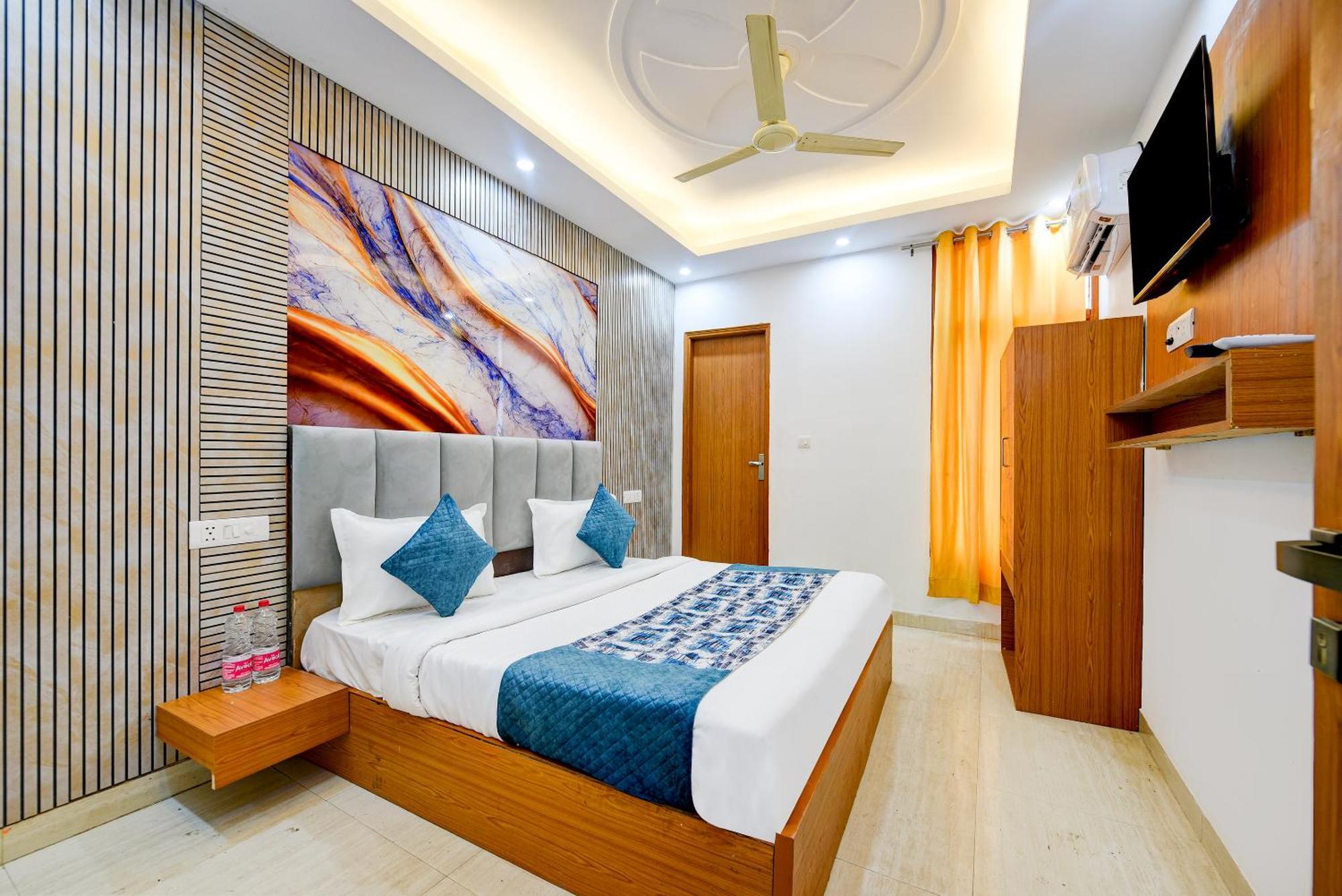 Airport Hotel Kiara - New Delhi Airport Eksteriør billede