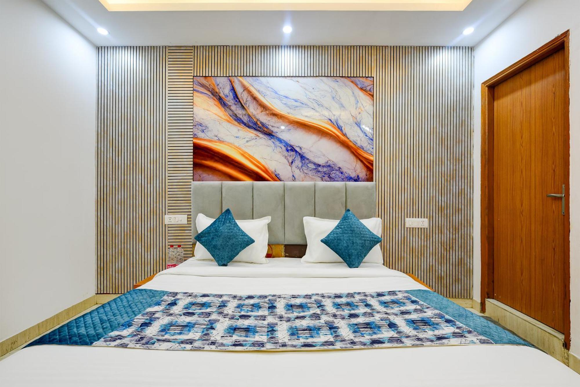 Airport Hotel Kiara - New Delhi Airport Eksteriør billede