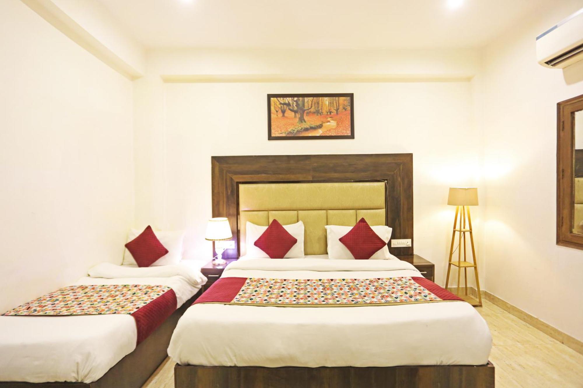 Airport Hotel Kiara - New Delhi Airport Eksteriør billede