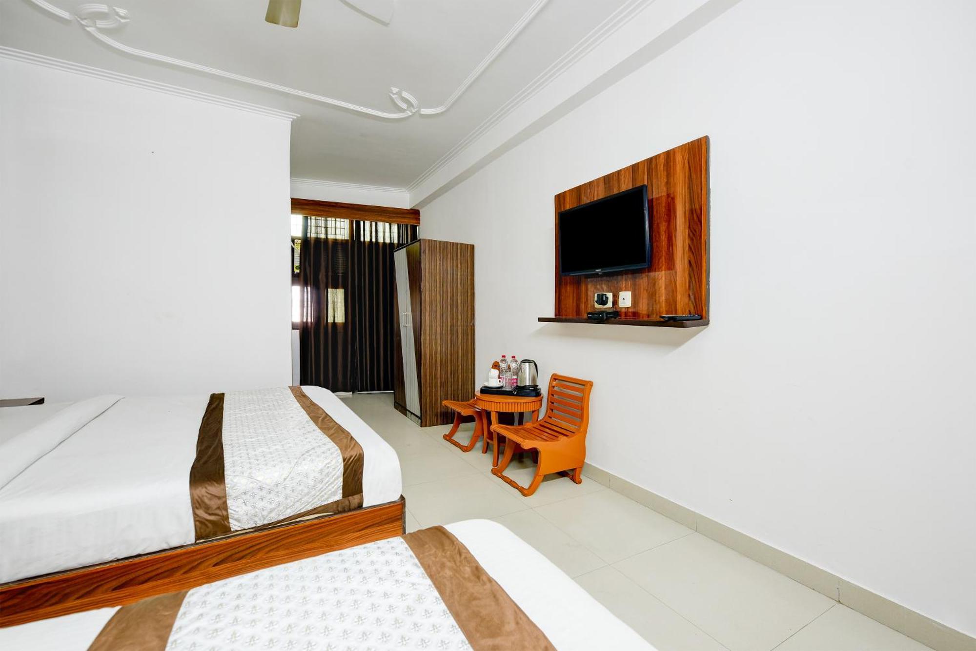 Airport Hotel Kiara - New Delhi Airport Eksteriør billede